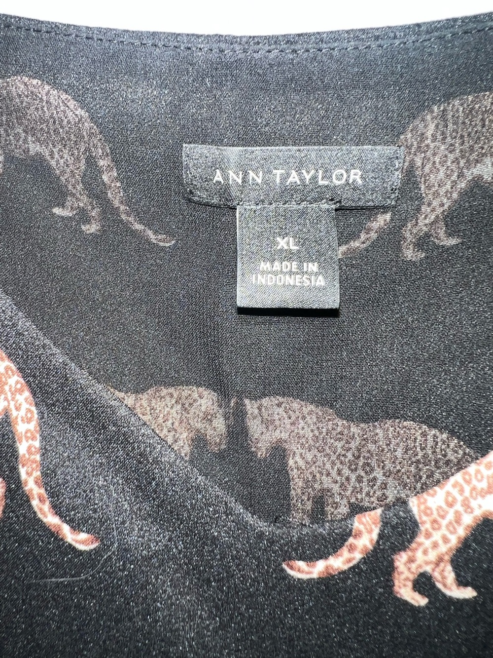 Ann Taylor Leopard Print Drapey Cami Top Size XL Black - Picture 6 of 8